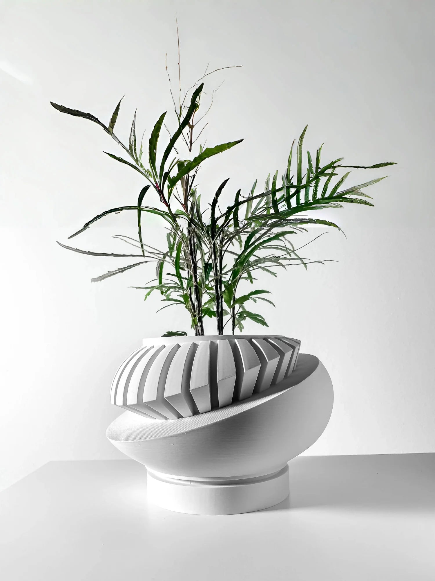 Pot de fleur design géométrique gris clair imprimé 3D