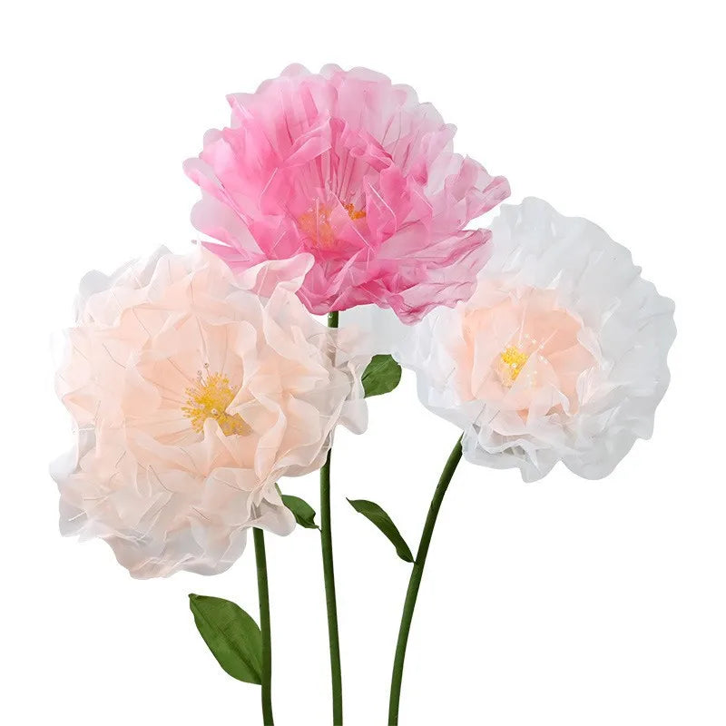 Fleur artificielle géante vue de face