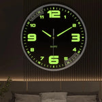 Horloge murale lumineuse 8 pouces sur mur salon
