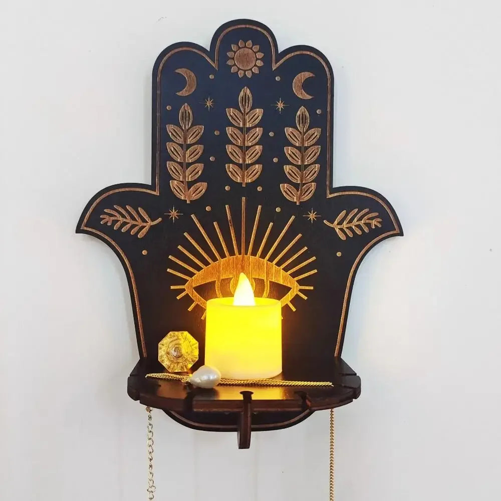 Étagère murale en vert foncé pour un style gothique et élégant