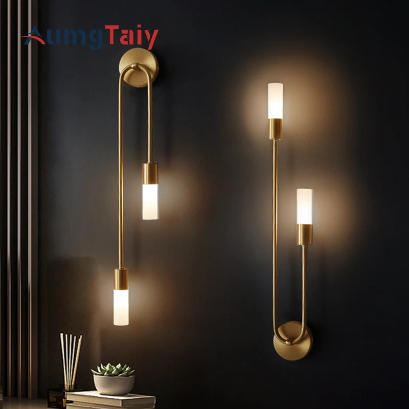 Applique murale LED moderne bande longue noir or vue de face