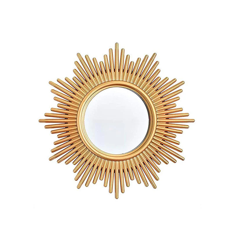 Miroir décoratif soleil blanc dans une salle de bain élégante