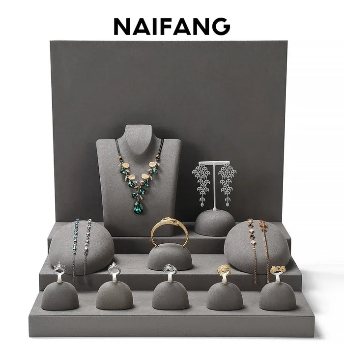 Présentoir à bijoux en cuir blanc pour professionnel