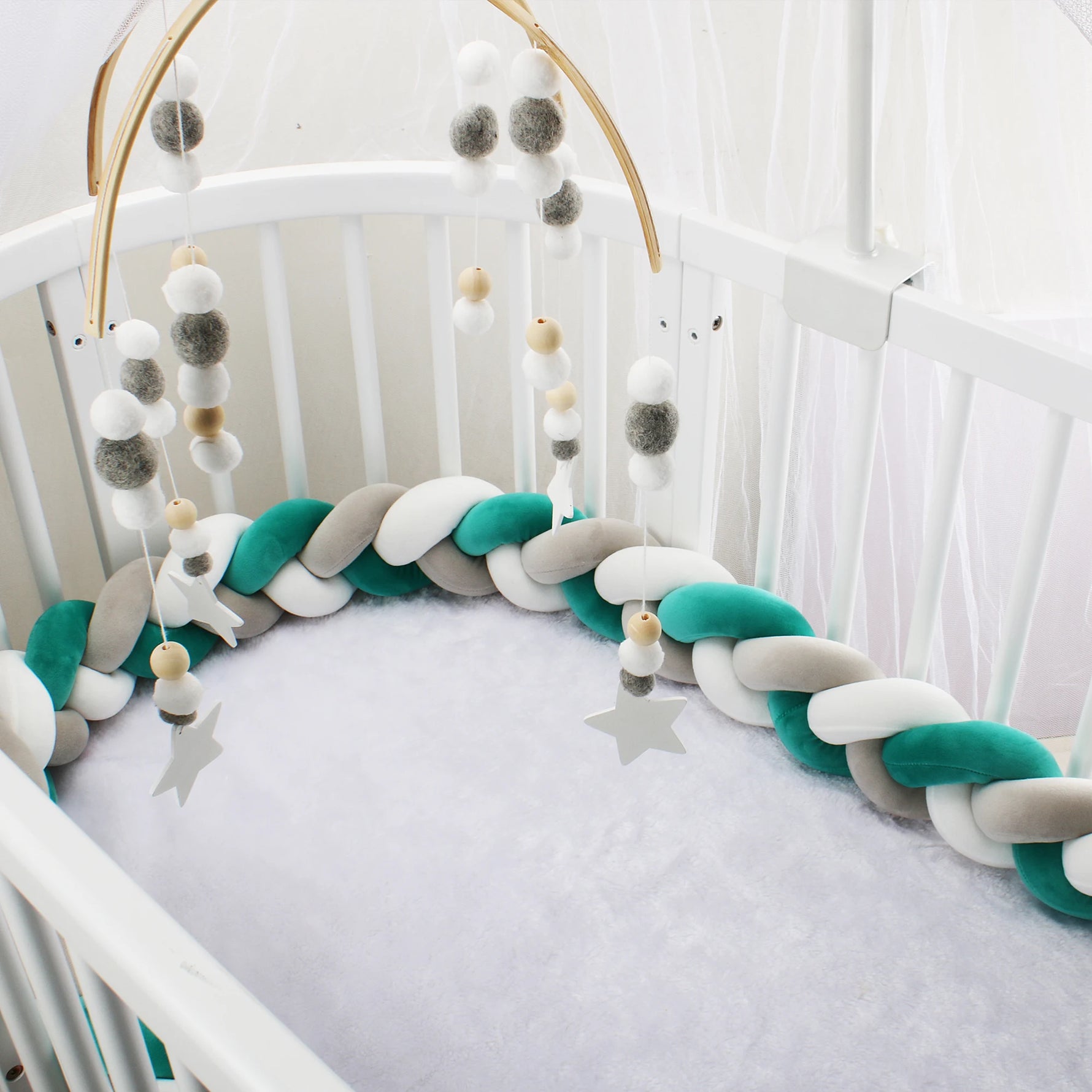 Détail du tissage tressé du pare-chocs de lit pour bébé
