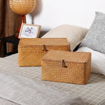 Panier de rangement tressé en osier bleu