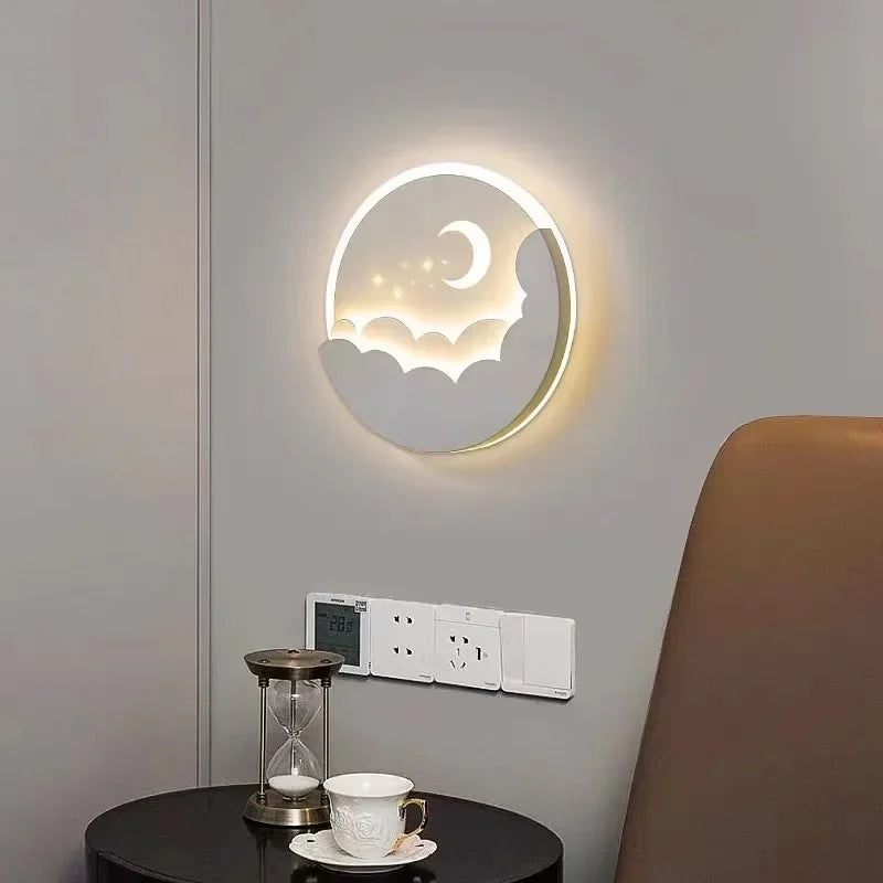 Applique murale LED blanche design salon moderne