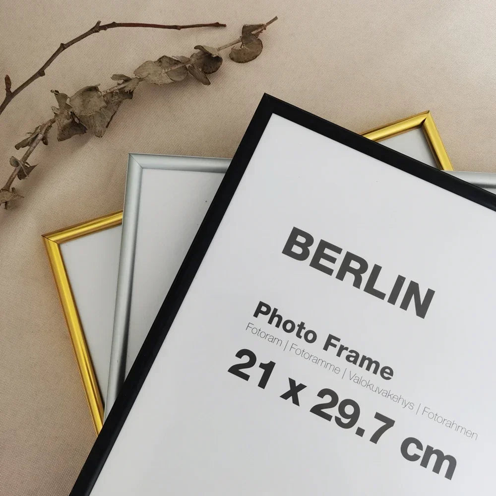 Cadre photo en aluminium jaune de style contemporain