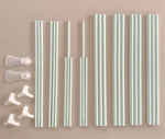 Ensemble de tiges de support blanches pour une installation suspendue ou murale.