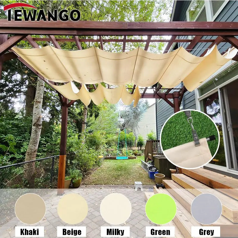 Voile d'ombrage télescopique gris installée sur une terrasse