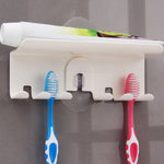 Rangement adhésif pour douche