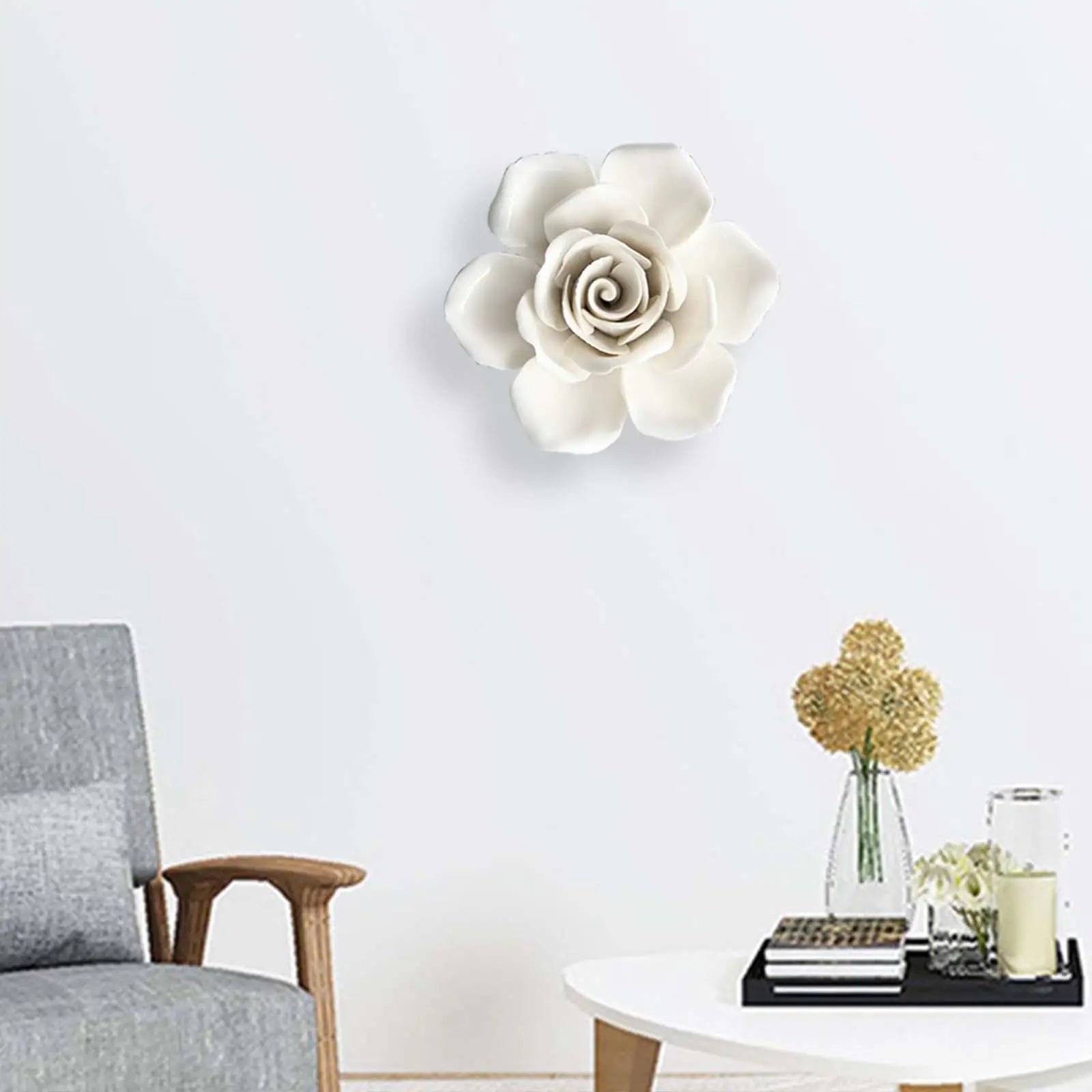 Détail des fleurs en céramique 3D avec effet de relief