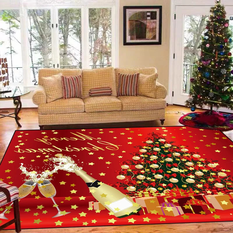 Un salon confortable et cosy décoré pour Noël avec un grand sapin illuminé, une image encadrée murale et un tapis rouge étoilé avec des cadeaux.