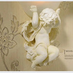 Applique murale beige installée dans une chambre à coucher
