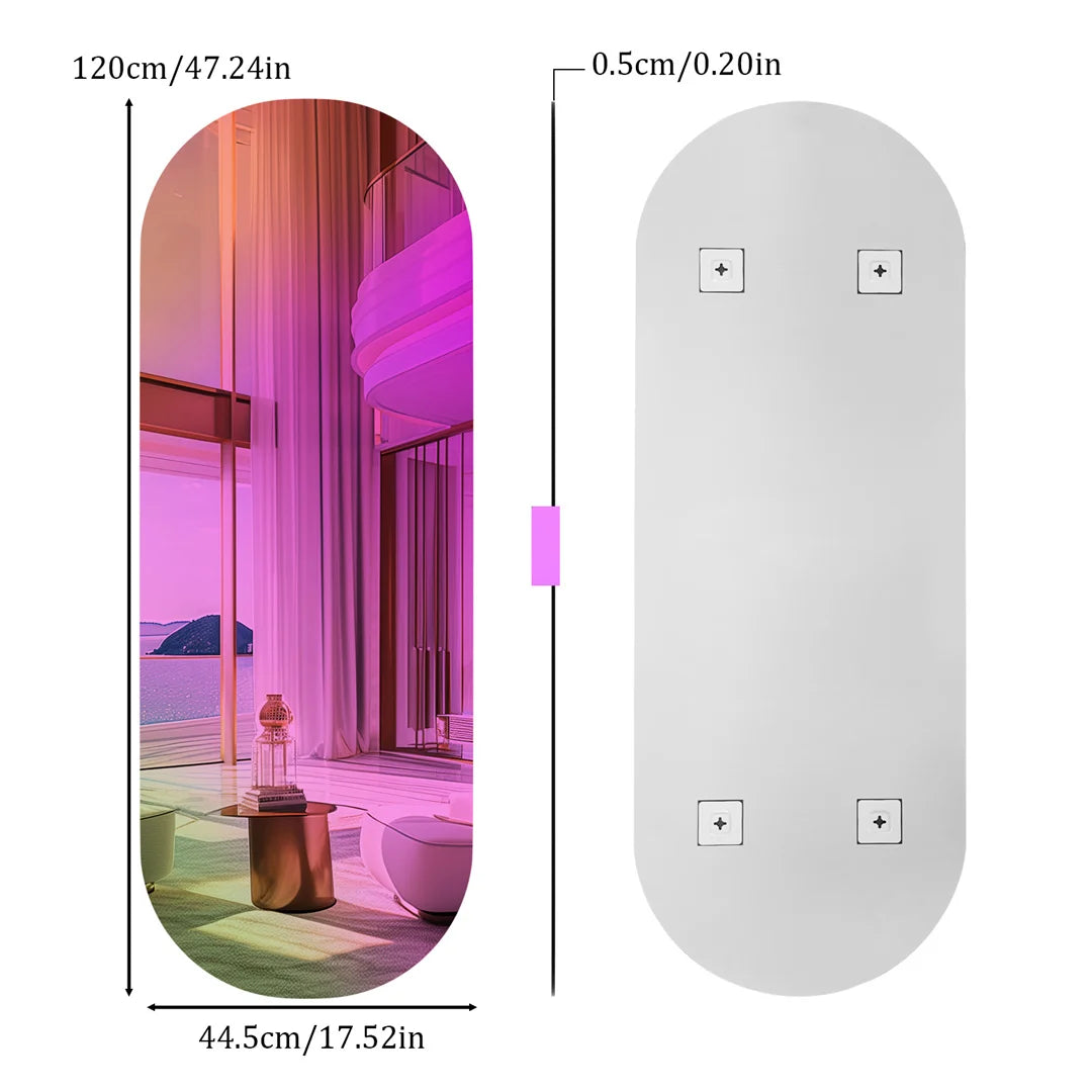 Un intérieur moderne et élégant avec des rideaux roses vibrante, des éléments décoratifs dorés et un miroir rond blanc minimaliste sur un fond de paysage verdoyant.