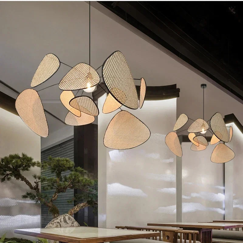 Suspension cannage allumée avec éclairage LED dimmable