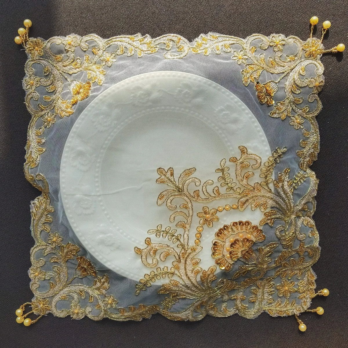 Set de table carré or pour décoration Ramadan