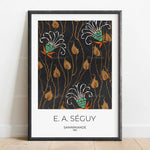 Une œuvre abstraite aux motifs floraux stylisés en noir, orange et vert, créée par l'artiste français E.A. Séguy.