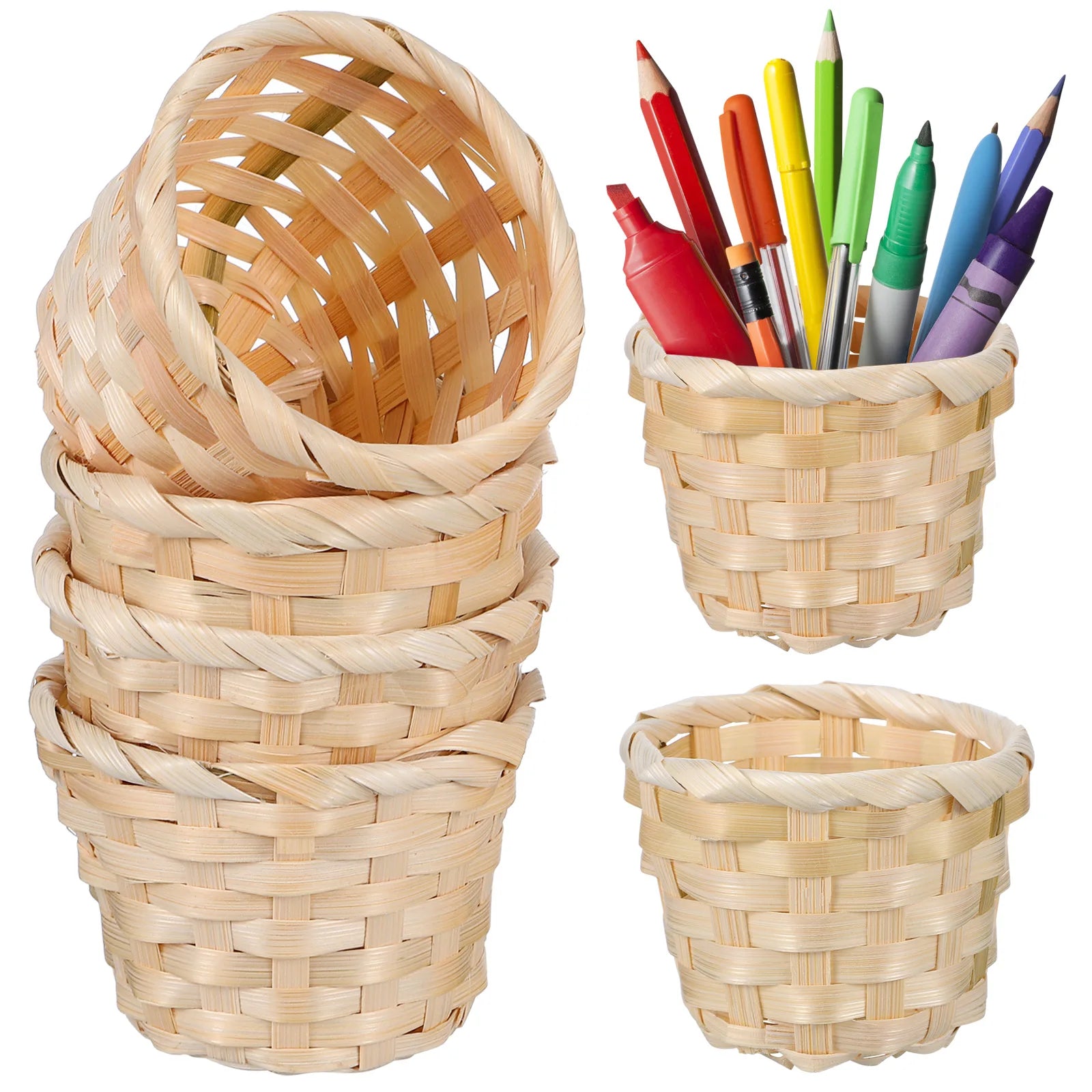 Panier en bambou marron clair pour rangement