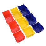 Organisation d'outils dans des boîtes de rangement colorées