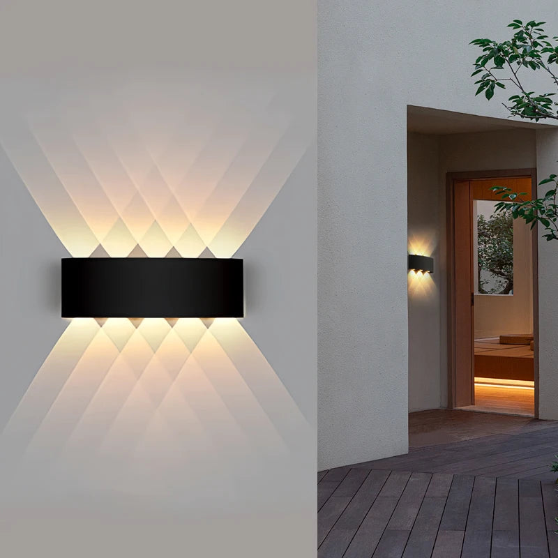 Détail de l'applique murale LED avec éclairage blanc chaud