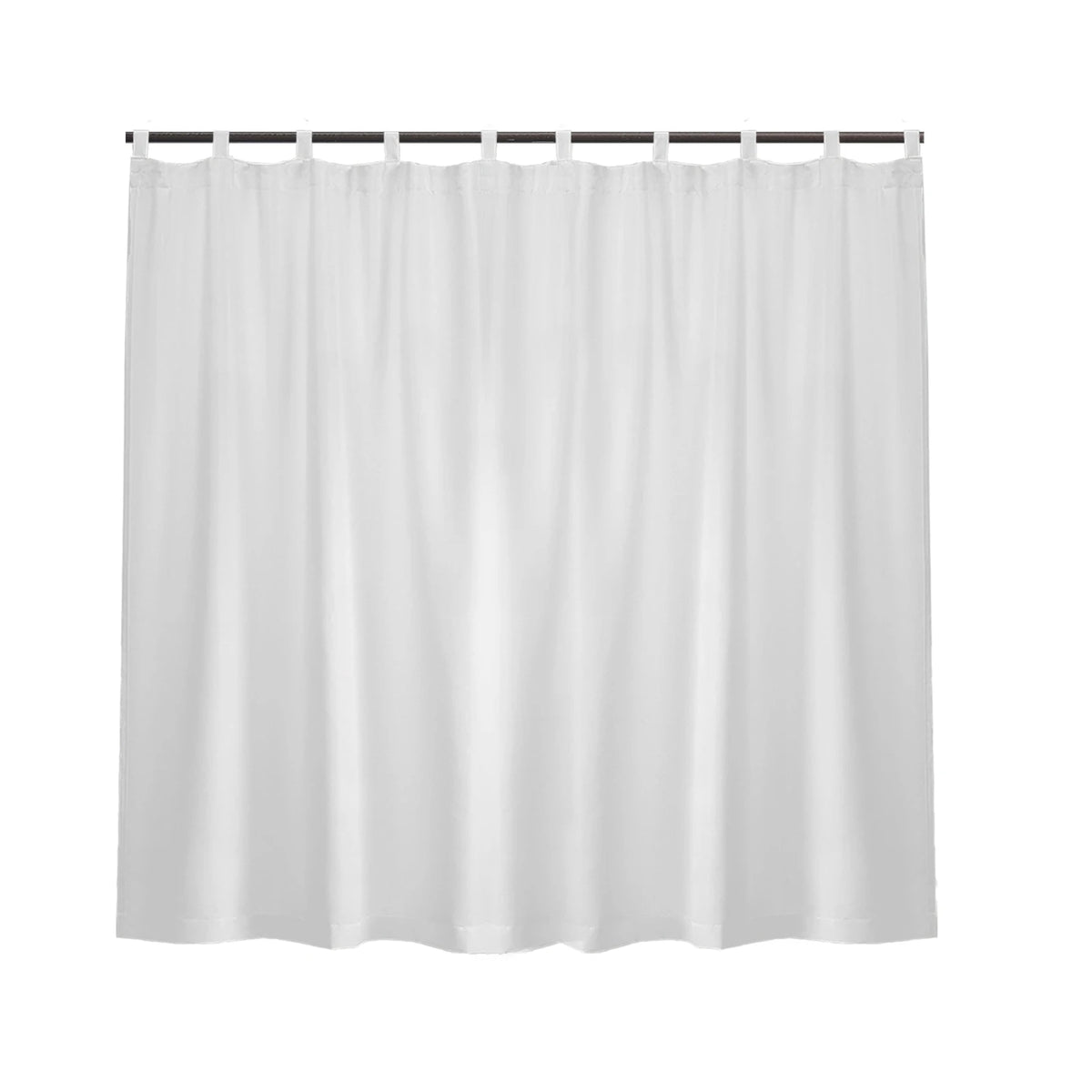 Rideau de douche blanc, design épuré et fonctionnel, idéal pour une salle de bain moderne et lumineuse. Convient parfaitement pour ajouter une touche de fraîcheur et d'élégance à votre espace. Facile à installer avec ses œillets robustes. Dimensions adaptées pour la plupart des douches standards. Produit résistant à l'humidité et facile d'entretien.