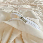 Housse de couette en couleur bleu avec accessoires de literie