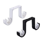 Supports de tringle à rideau double en aluminium noir sur fond blanc