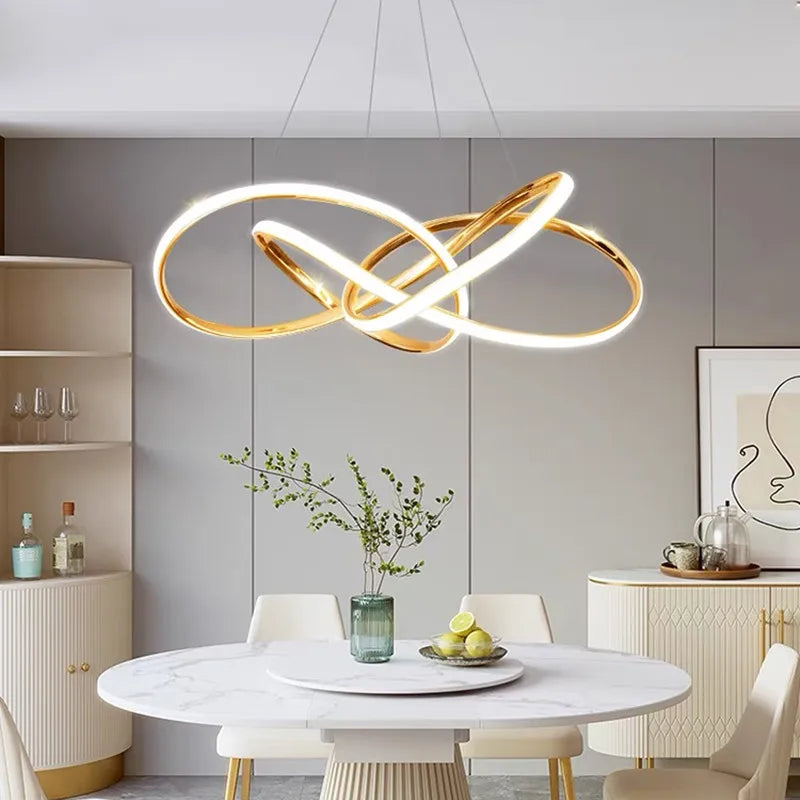 Lampe géométrique dorée intérieur moderne