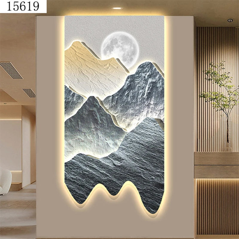Vue de côté montrant l'assemblage en bois et porcelaine de la décoration murale