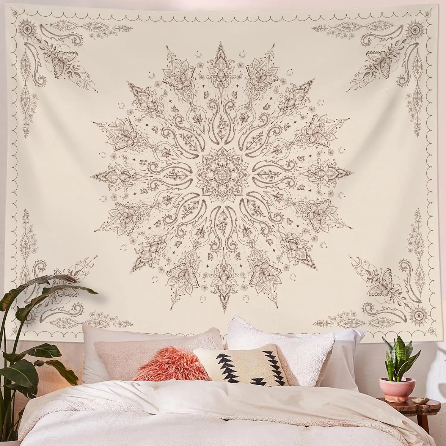 Détail motif mandala tapisserie beige Ombre Interieur