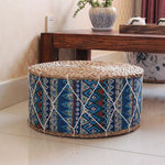 Détail du tissage en paille naturelle du coussin