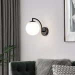Lampe murale boule de verre noire design nordique