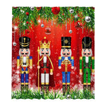 Des rideaux festifs présentant une variété de casse-noisettes décoratifs, un élément traditionnel de la décoration de Noël. Les casse-noisettes colorés, tout comme les jouets et les ornements de Noël, sont magnifiquement conçus en bois et peints à la main, ajoutant une touche de charme à l'ambiance des fêtes. Ces rideaux sont parfaits pour des événements spéciaux pendant la période de Noël et apportent une atmosphère chaleureuse et accueillante pendant les vacances.