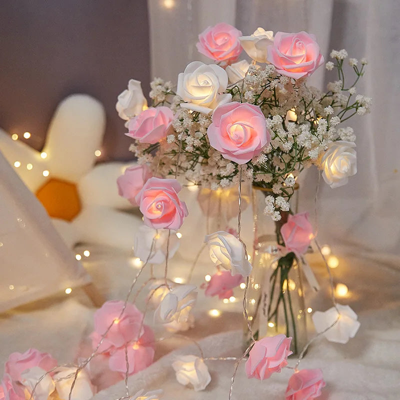 Guirlande de fleurs lumineuses rose ambiance romantique