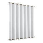 Rideau opaque blanc avec œillets, élégant et moderne, idéal pour un salon ou une chambre, offrant une belle luminosité et une ambiance paisible tout en préservant l'intimité.