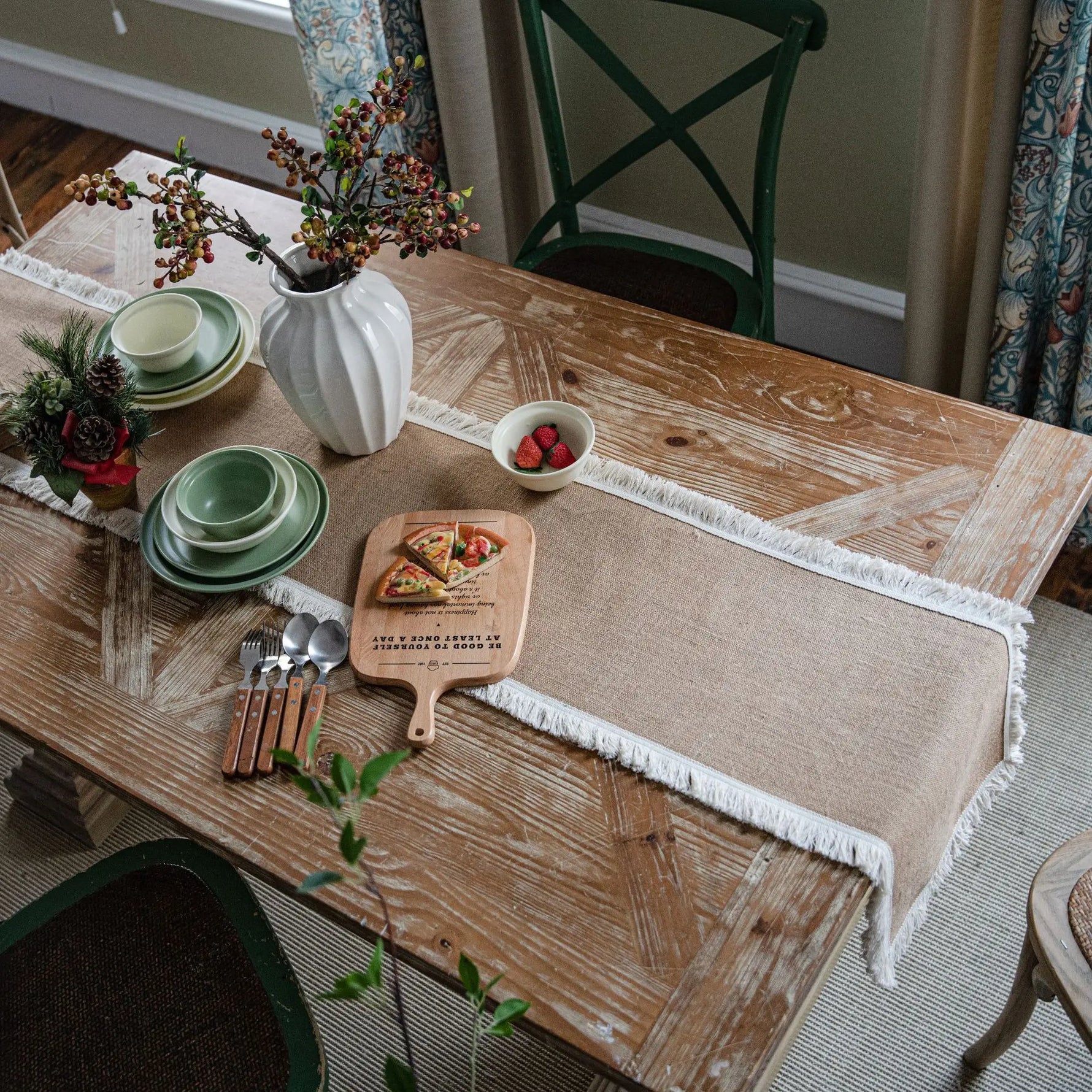Nappe de table en lin vert pour une ambiance festive