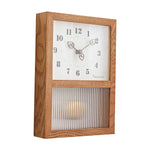 Détail du mouvement quartz silencieux horloge feuille