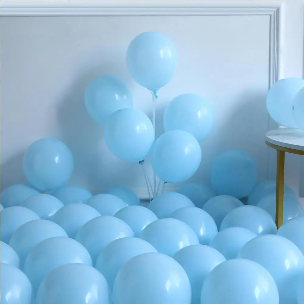 Décoration fête anniversaire avion avec ballons latex
