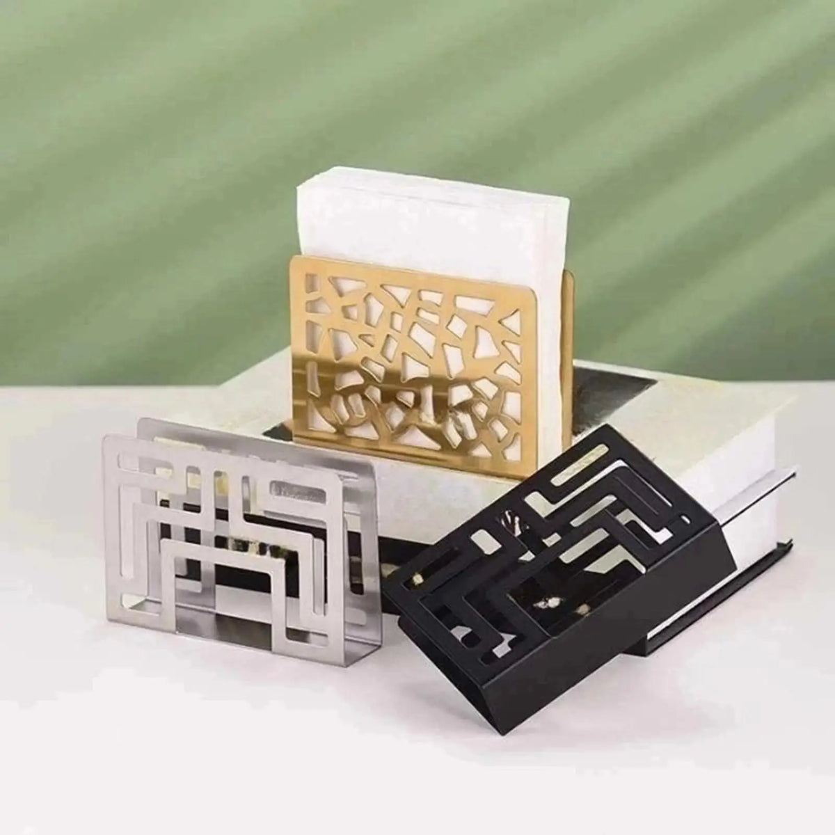 Porte-serviettes design or dans une cuisine moderne