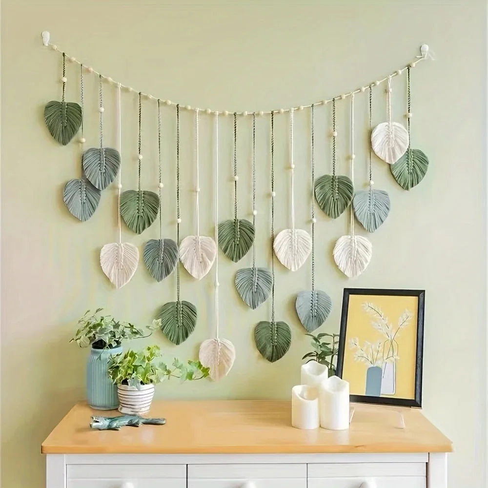 Décoration murale bohème plume macramé vue de face