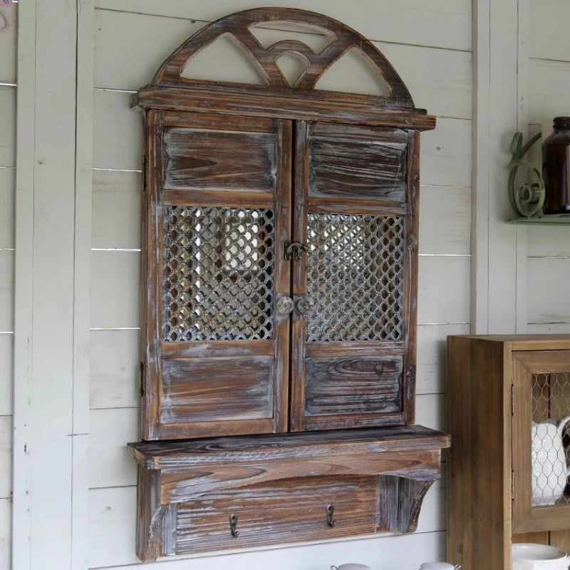 Décoration murale vintage fenêtre en bois vieilli vert clair