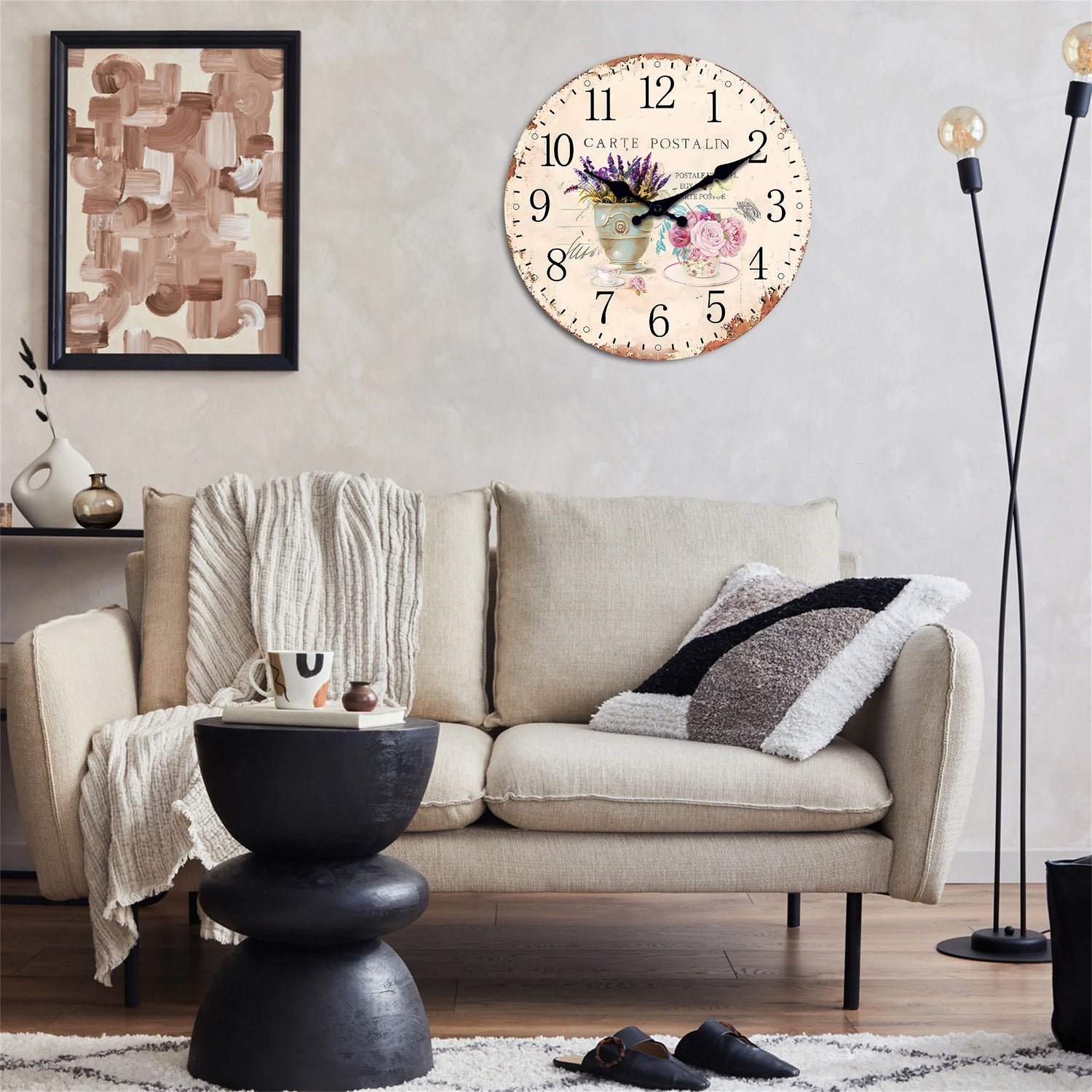 Détail du design pastoral de l'horloge murale en bois