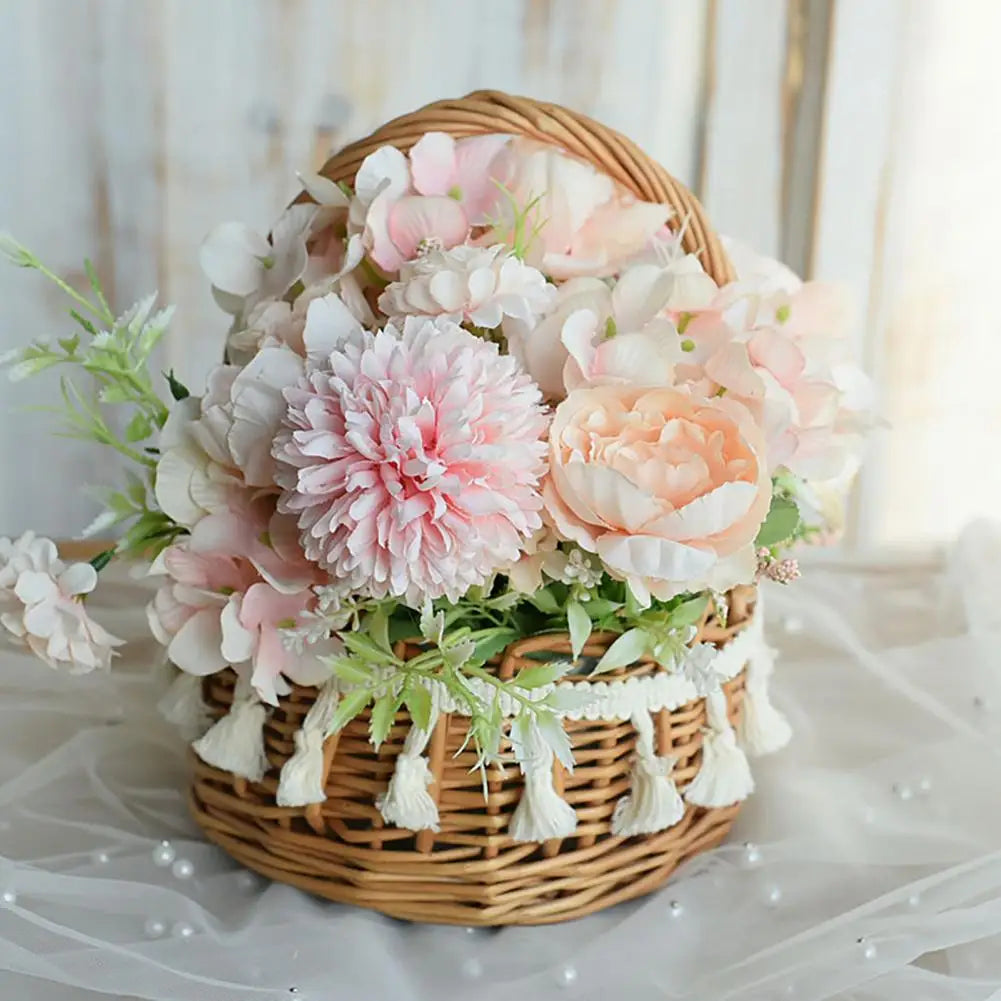 Panier en osier rouge pour décoration intérieure et rangement