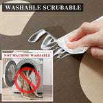 L'image montre un vêtement lavable et un lave-linge avec une interdiction de laver certains articles. Le texte indique que le vêtement est lavable et scrubable, tandis que l'autre image signale que certains articles ne peuvent pas être lavés en machine.