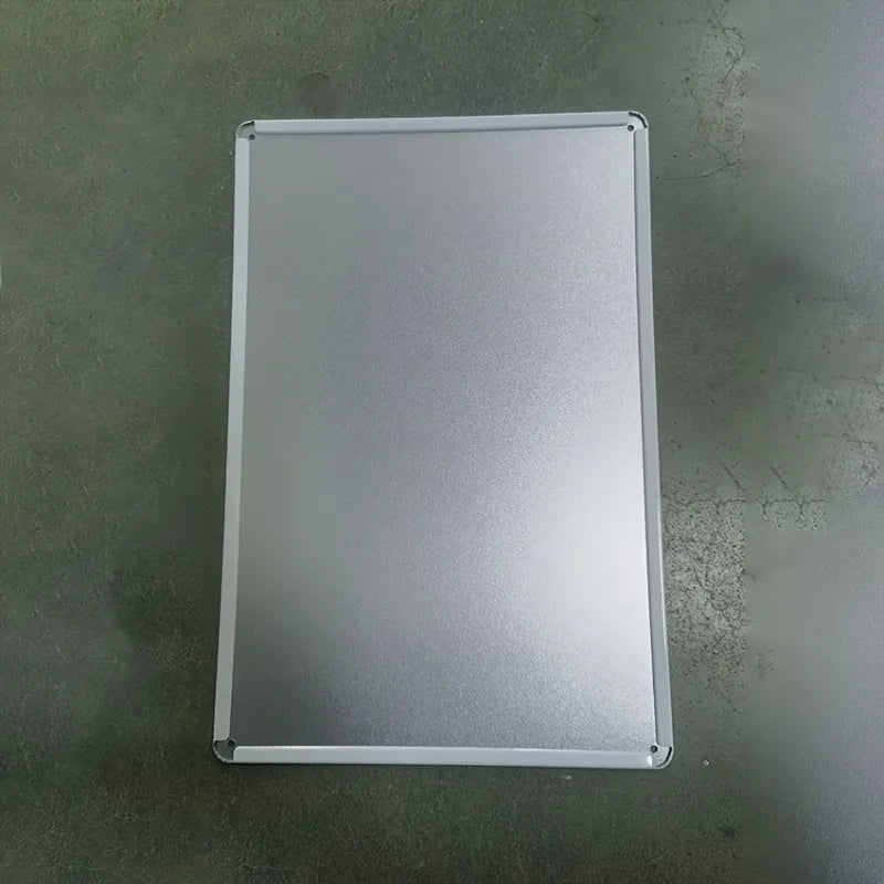 Plaque métal rectangle floral rouge vue de face