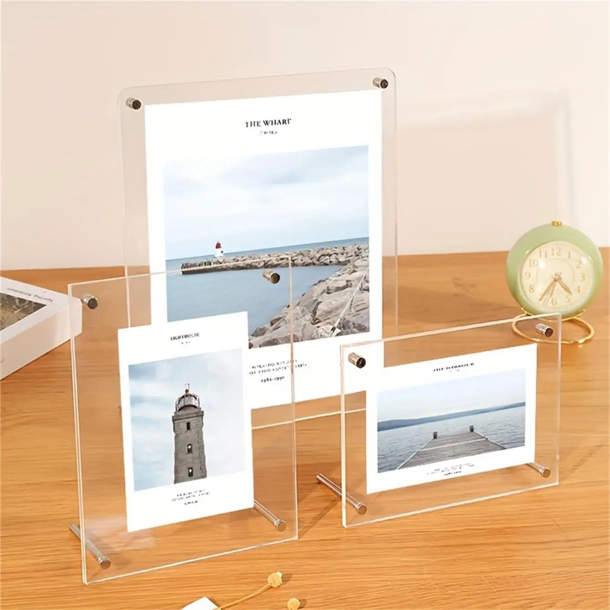 Cadre photo acrylique sur table avec photo