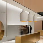 Suspension orange intérieur moderne