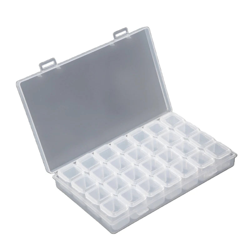 Boîte de rangement plastique transparent 28 compartiments vue de face
