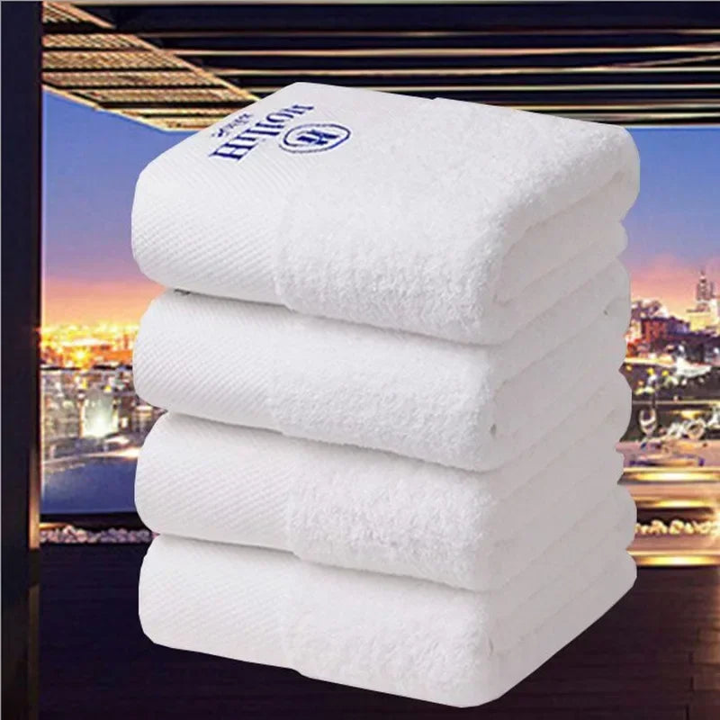 Serviette hôtel brodée sur mesure