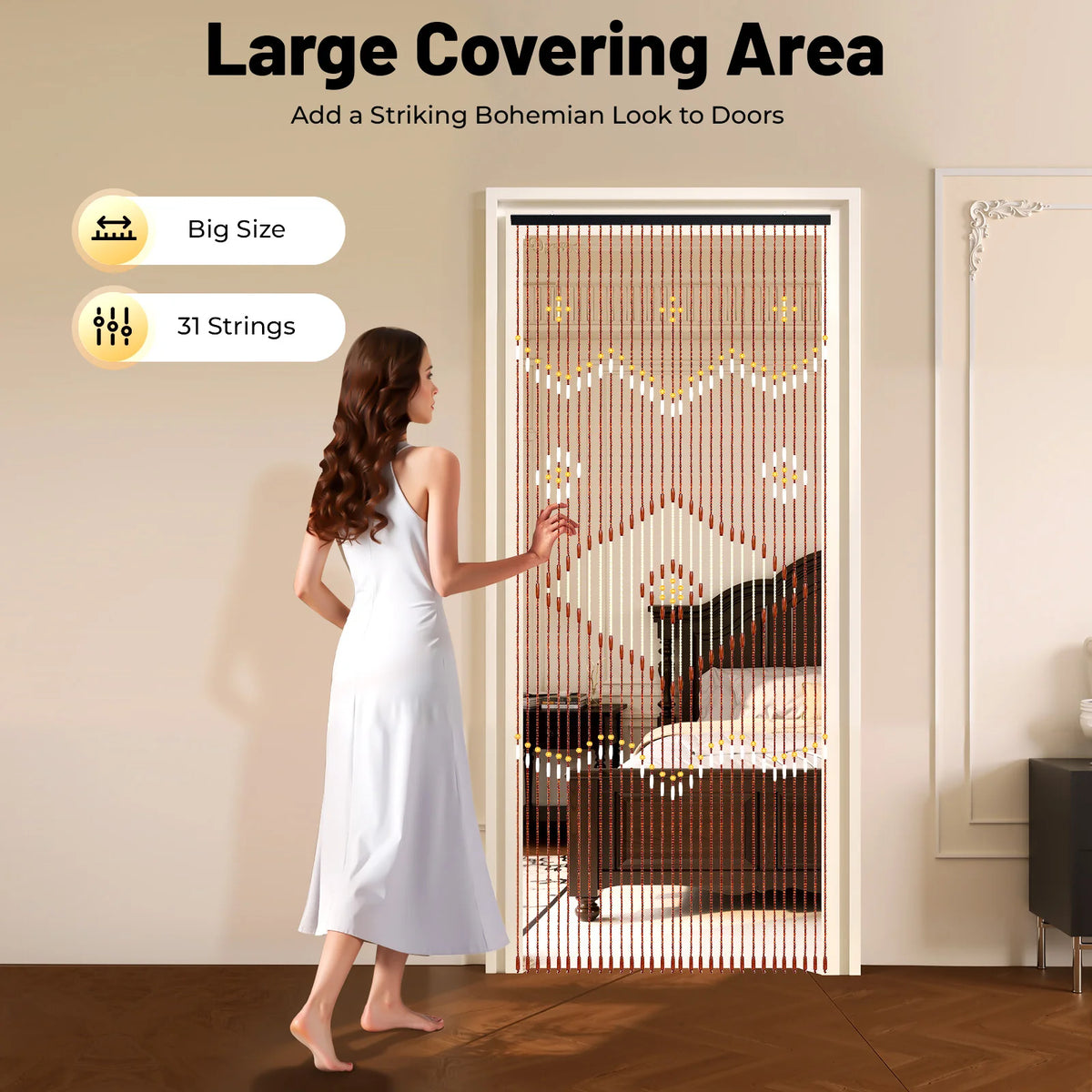 Installation du rideau de perles sur une porte d'étude avec décoration naturelle